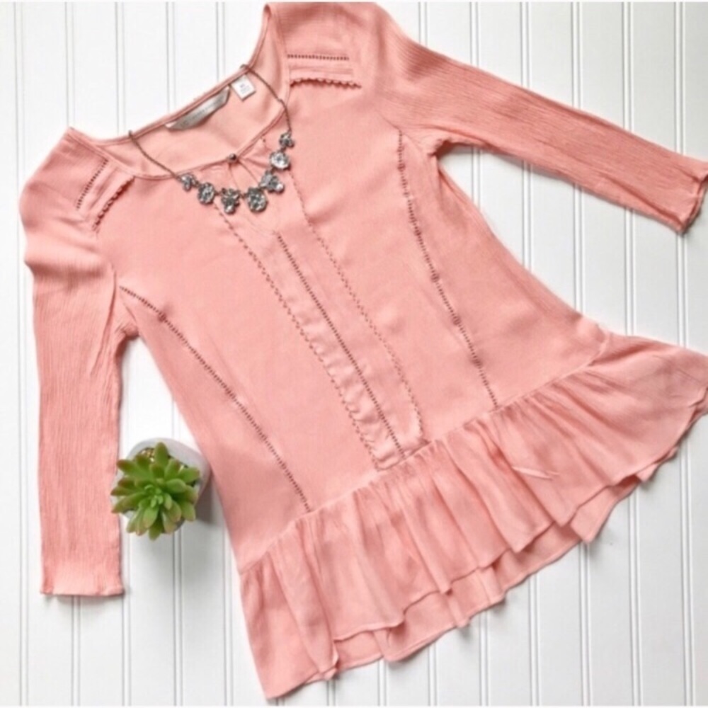 •Lauren Conrad• peach peplum top {E19}